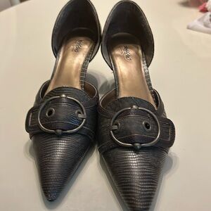 Multi color shoes 7.5 inches 2inches heels